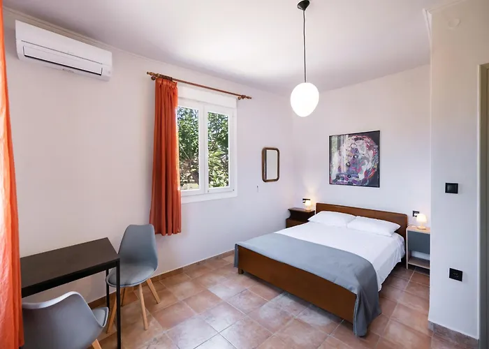 Santa Marina House *
