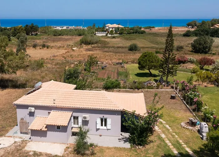 Летний дом Santa Marina House *